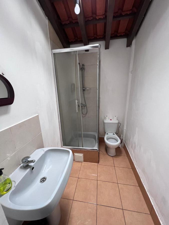 Fernando Guest House Авейру Экстерьер фото